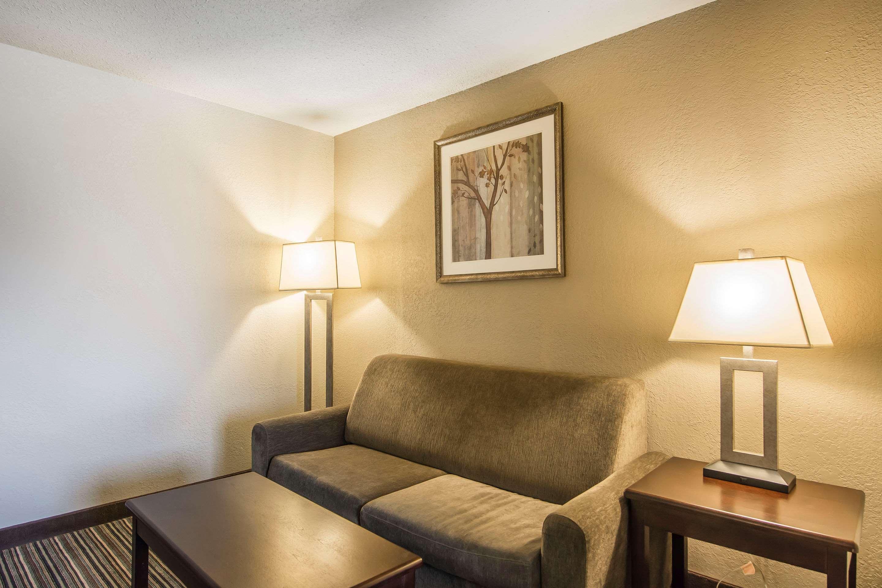 Quality Inn & Suites Yorkton Dış mekan fotoğraf
