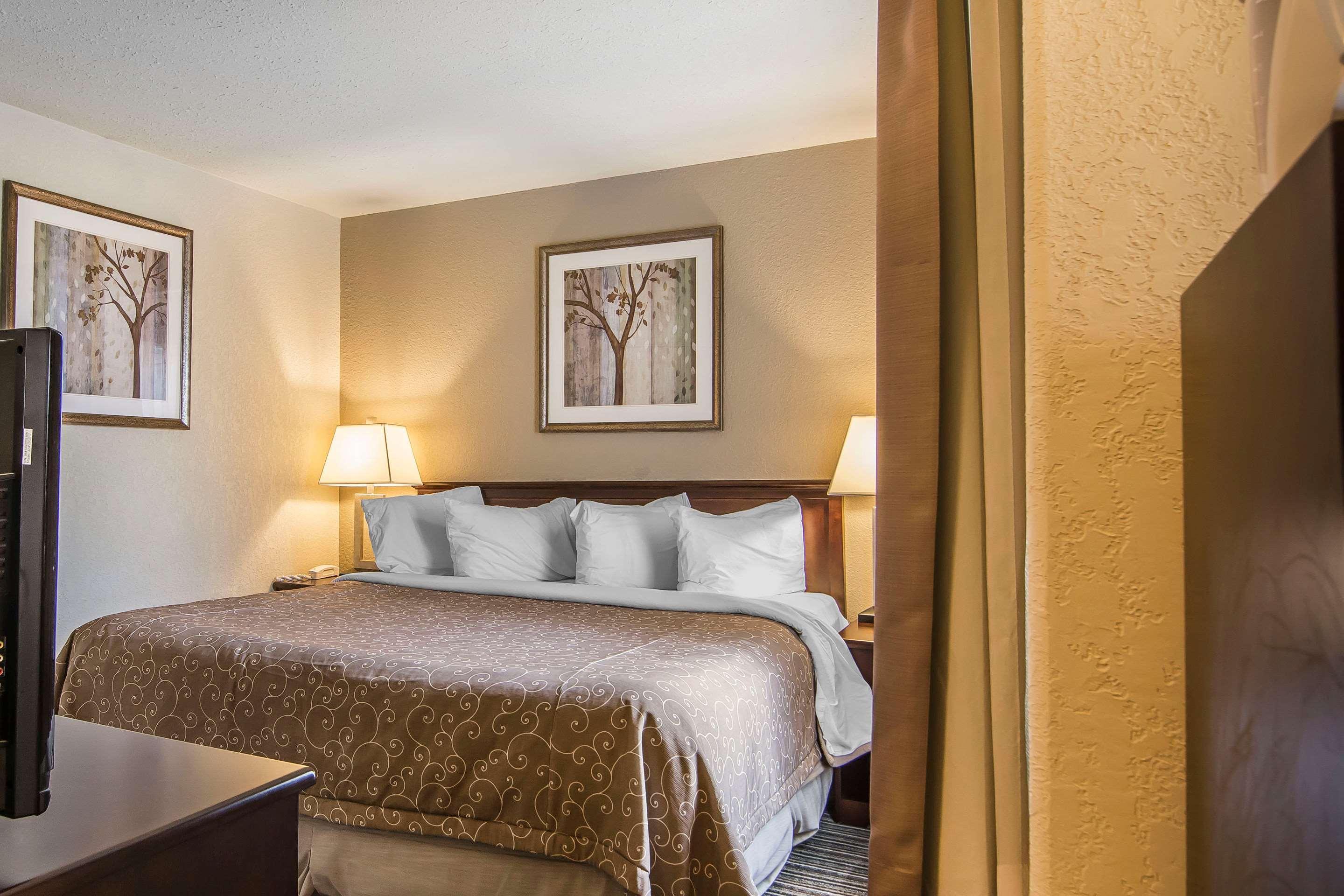 Quality Inn & Suites Yorkton Dış mekan fotoğraf