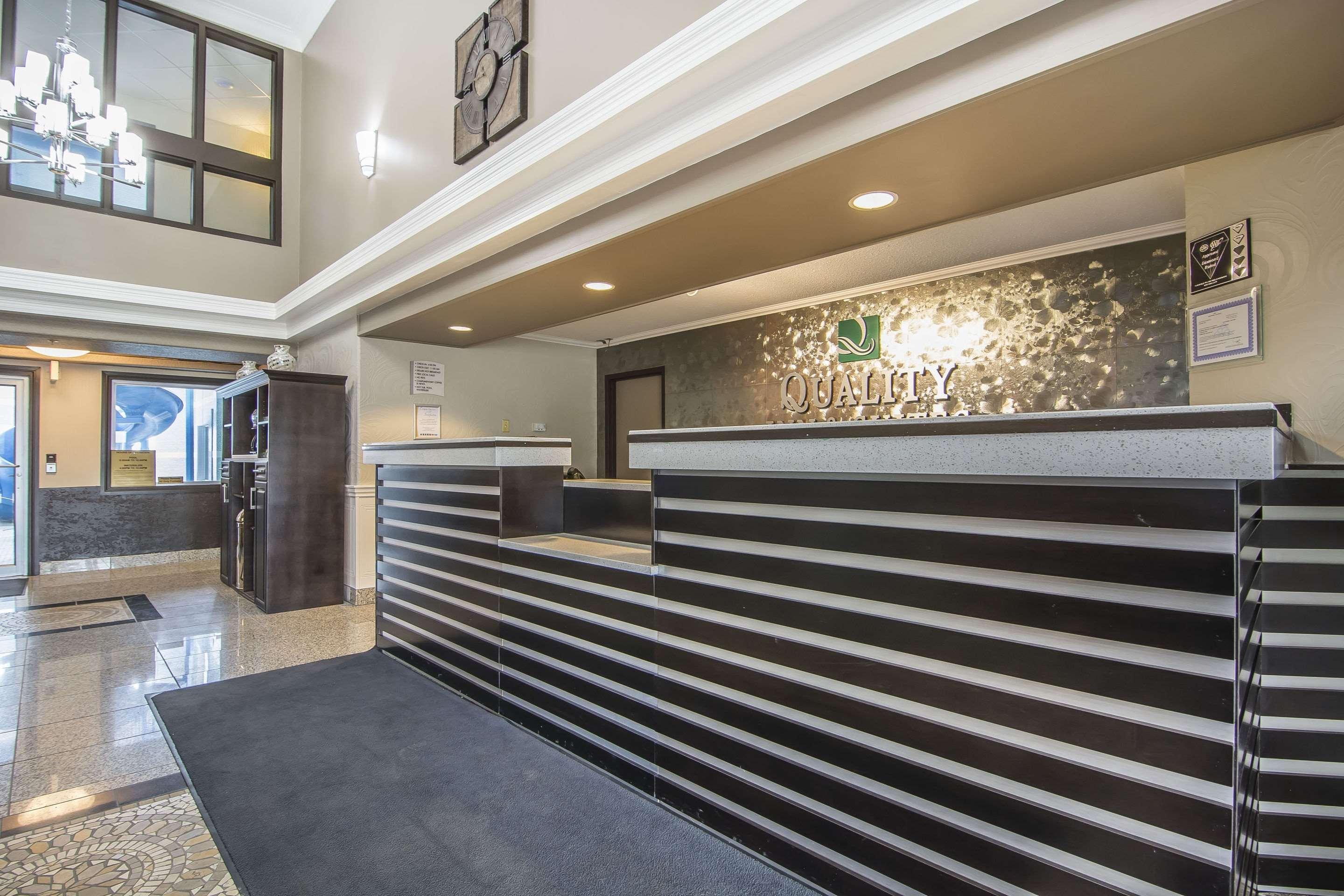 Quality Inn & Suites Yorkton Dış mekan fotoğraf