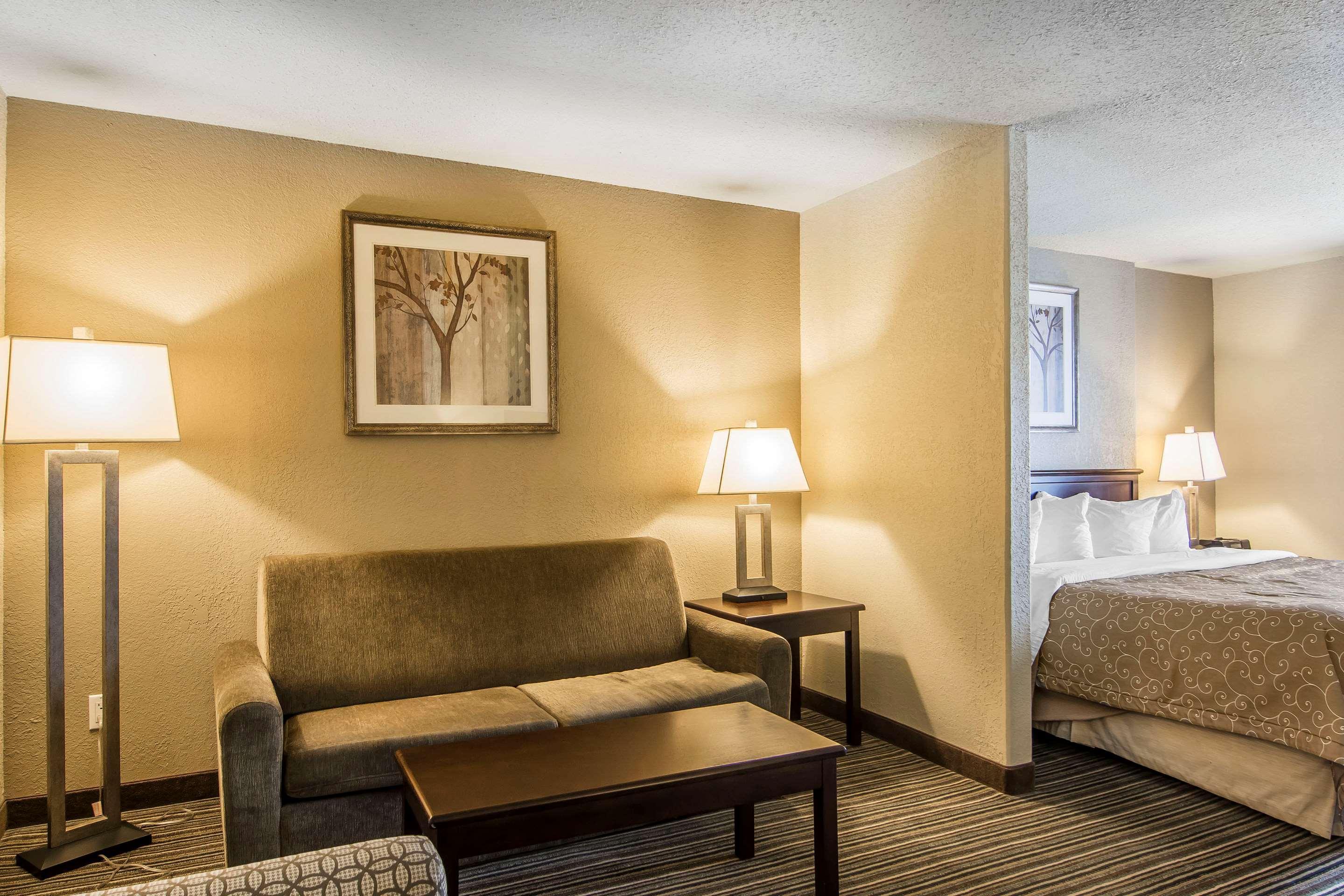 Quality Inn & Suites Yorkton Dış mekan fotoğraf