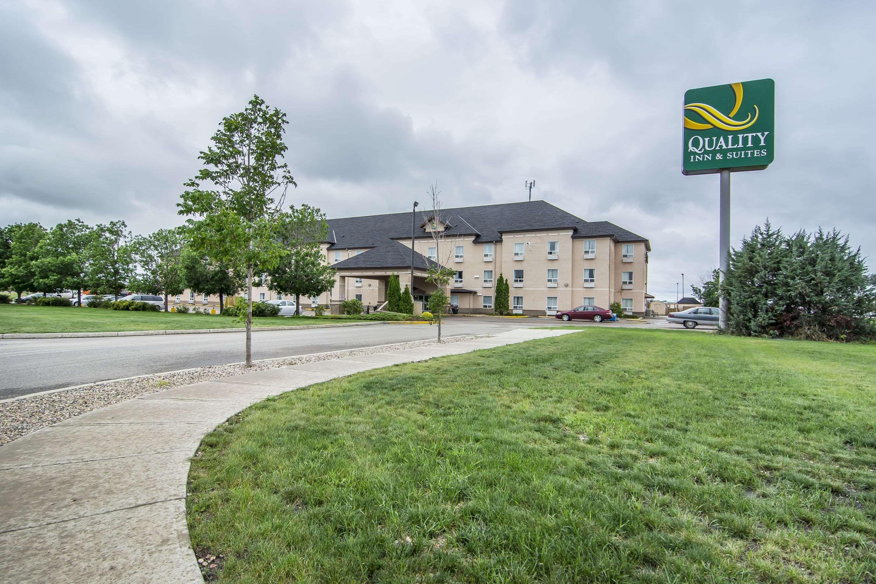 Quality Inn & Suites Yorkton Dış mekan fotoğraf