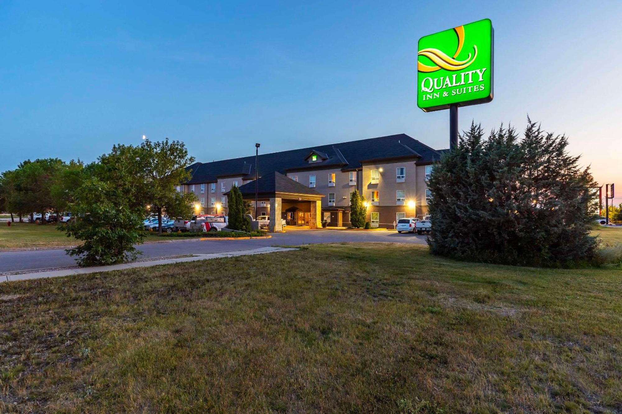 Quality Inn & Suites Yorkton Dış mekan fotoğraf
