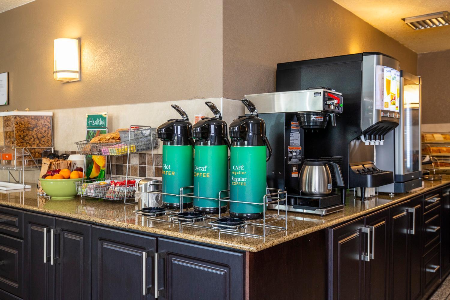 Quality Inn & Suites Yorkton Dış mekan fotoğraf