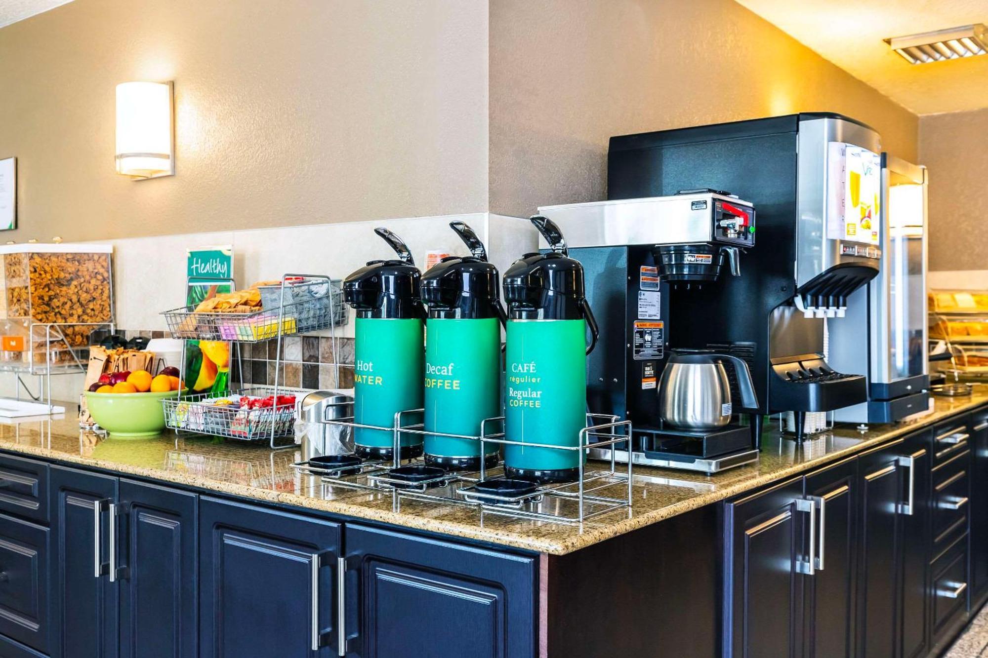 Quality Inn & Suites Yorkton Dış mekan fotoğraf