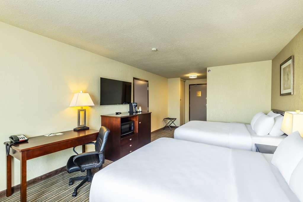 Quality Inn & Suites Yorkton Oda fotoğraf